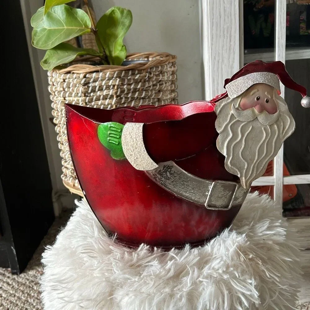 Metal Christmas Santa Claus Planter Deep red 9x11
